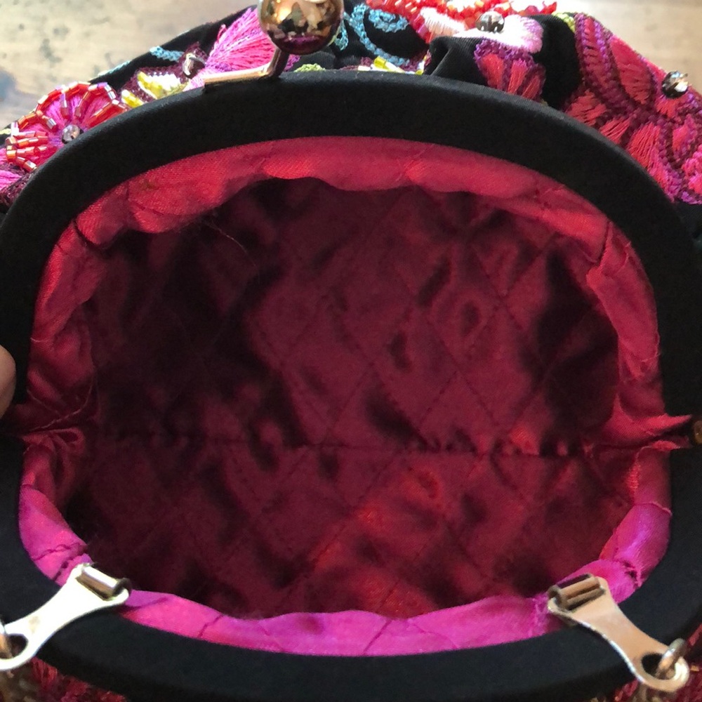 Vera Bradley 25th Anniversary Evening Bag - Picture 4 of 5